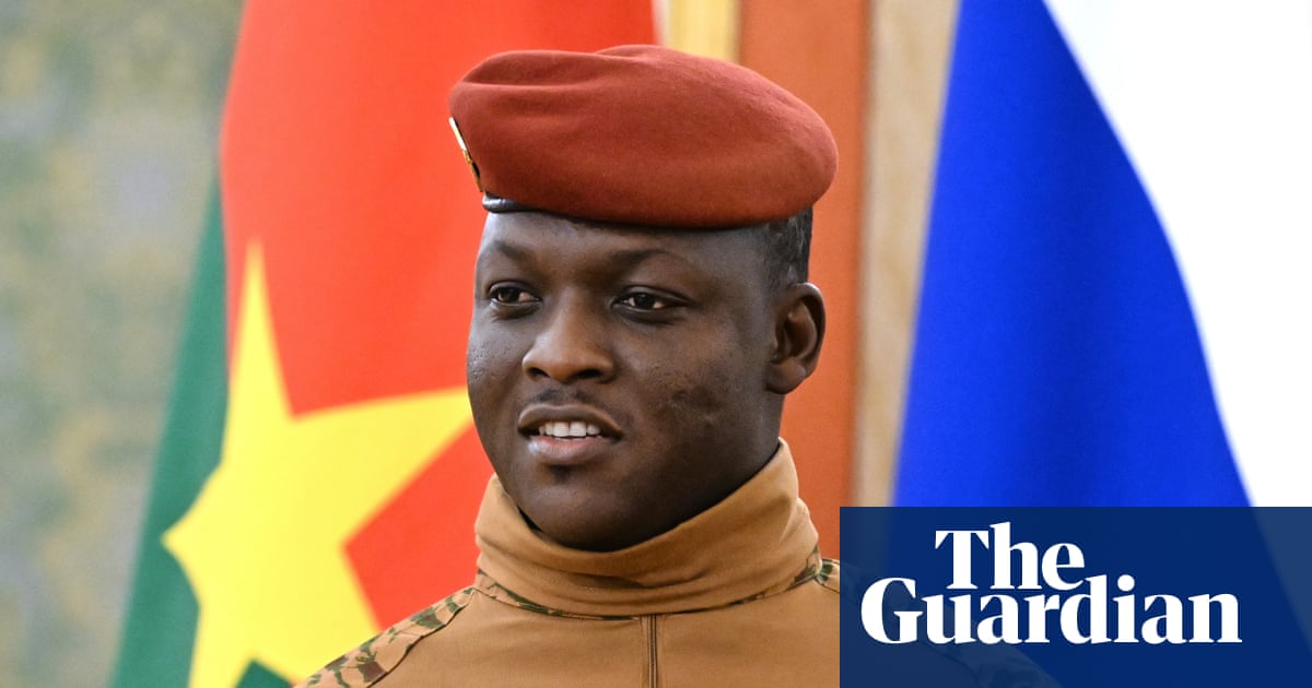 Ibrahim Traoré, pemimpin militer Burkina Faso, menyatakan bahwa demokrasi bukan untuk negaranya